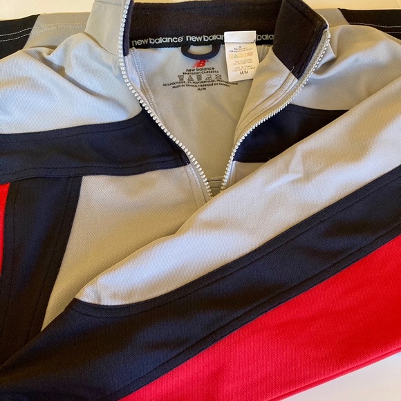 ❌Sold❌ New Balance Track Zip-Up Jacket size Medium - Picture 4 of 5